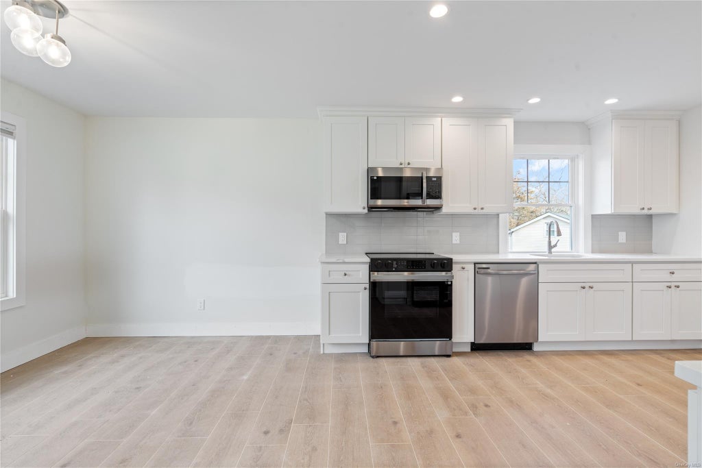 12 of 37 - 15 Woodhaven Drive, Sound Beach, NY