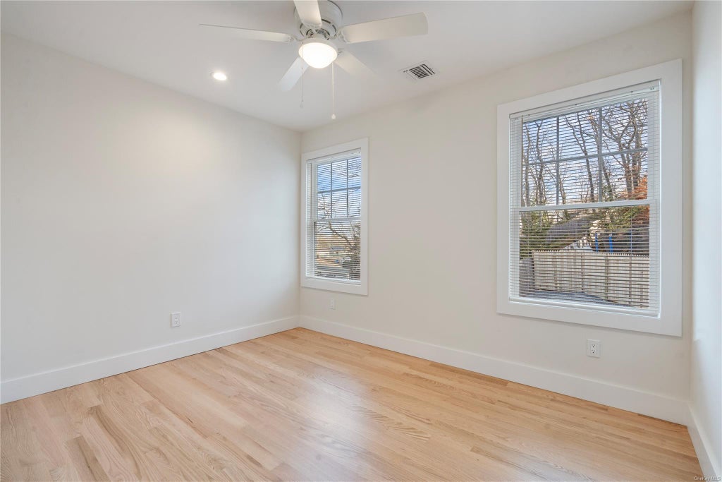 19 of 37 - 15 Woodhaven Drive, Sound Beach, NY