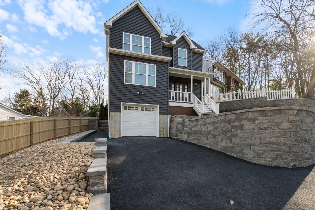 4 of 37 - 15 Woodhaven Drive, Sound Beach, NY