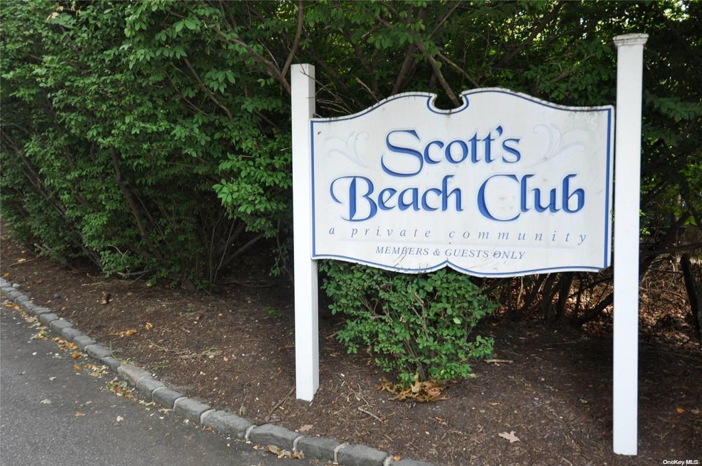11 of 18 - 10 Winfield Drive, Sound Beach, NY