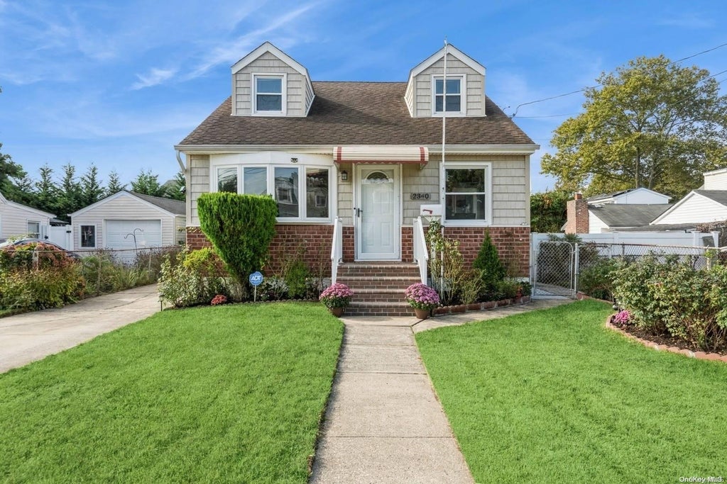 2 of 37 - 2340 6th St., East Meadow, NY