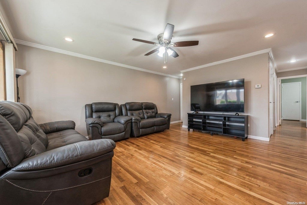 3 of 37 - 2340 6th St., East Meadow, NY