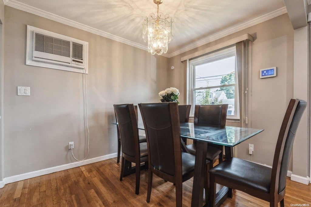 8 of 37 - 2340 6th St., East Meadow, NY