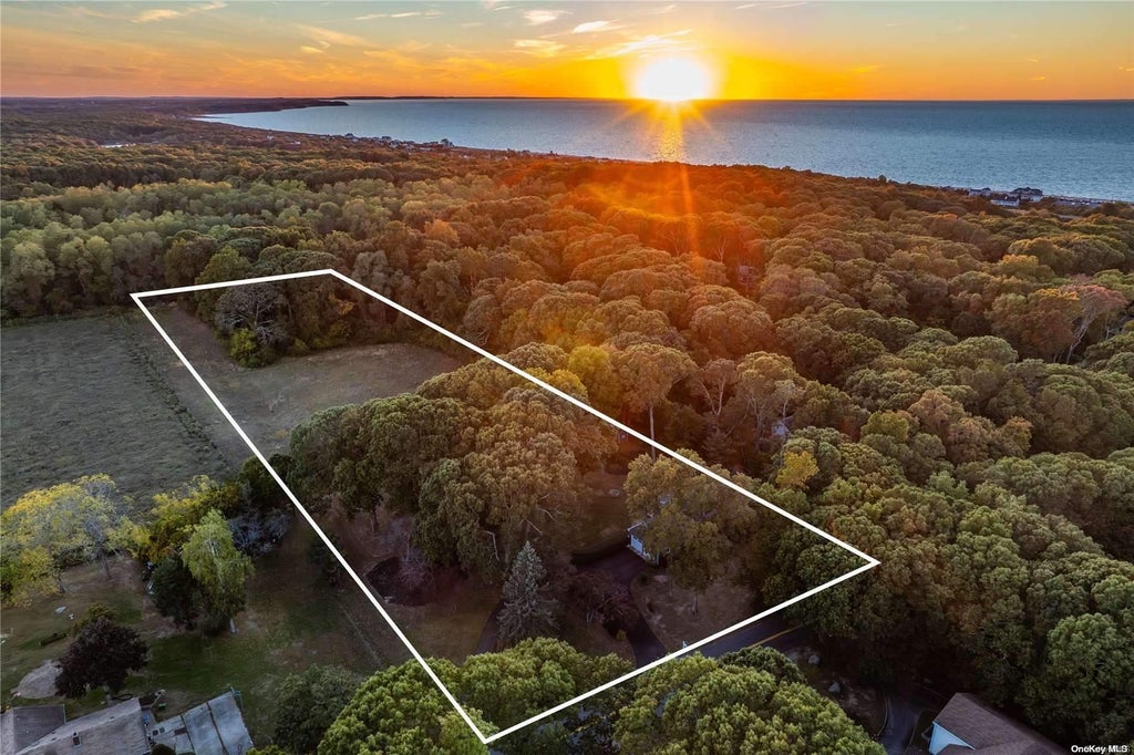 1 of 29 - 6005 Hortons Lane, Southold, NY