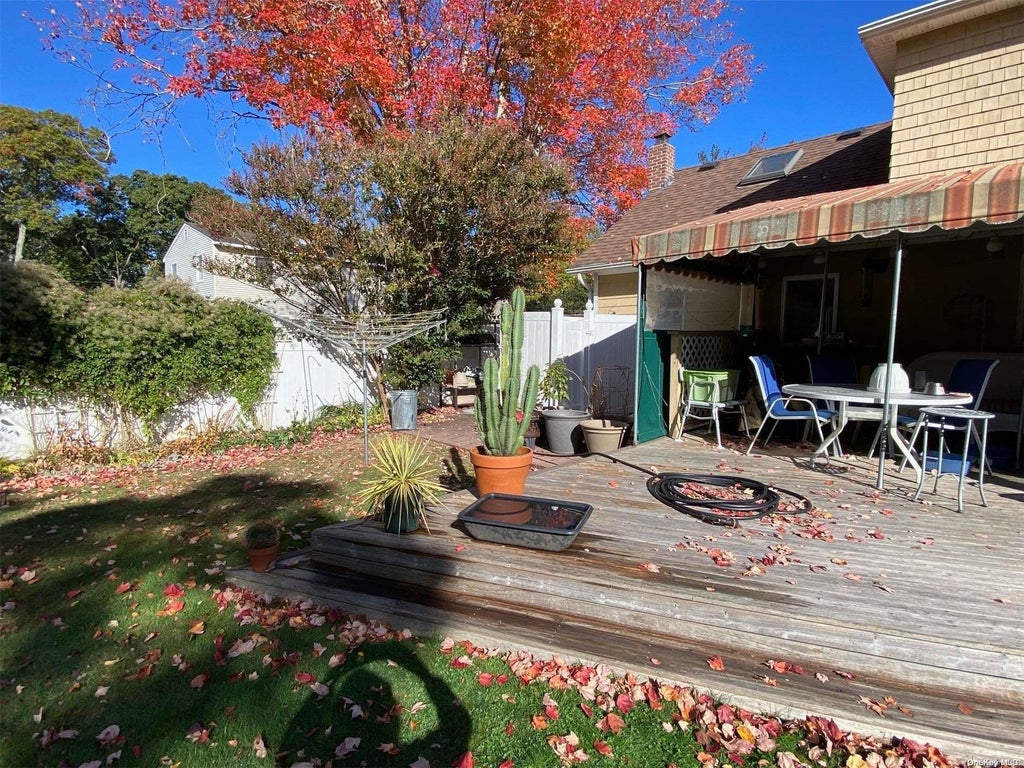10 of 14 - 2 Elizabeth Place, Center Moriches, NY