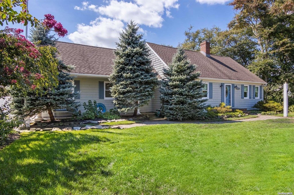 2 of 32 - 52 Riverview Court, Oakdale, NY