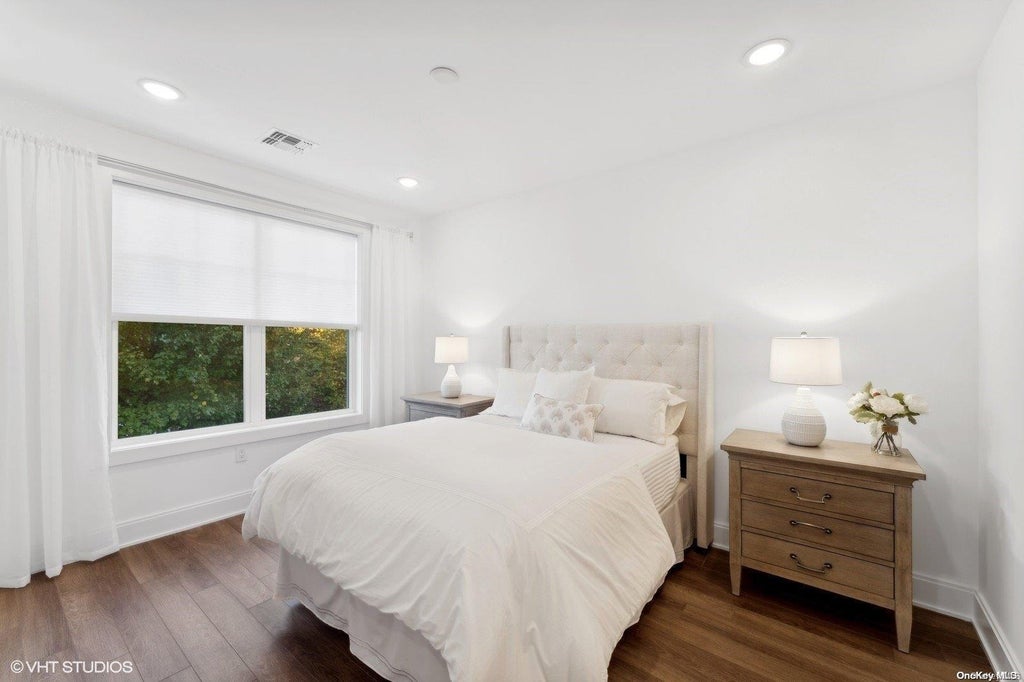 13 of 31 - 331 Emanuel Way # 331, East Meadow, NY