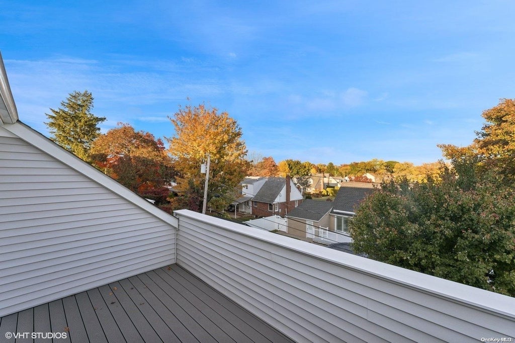 20 of 31 - 331 Emanuel Way # 331, East Meadow, NY