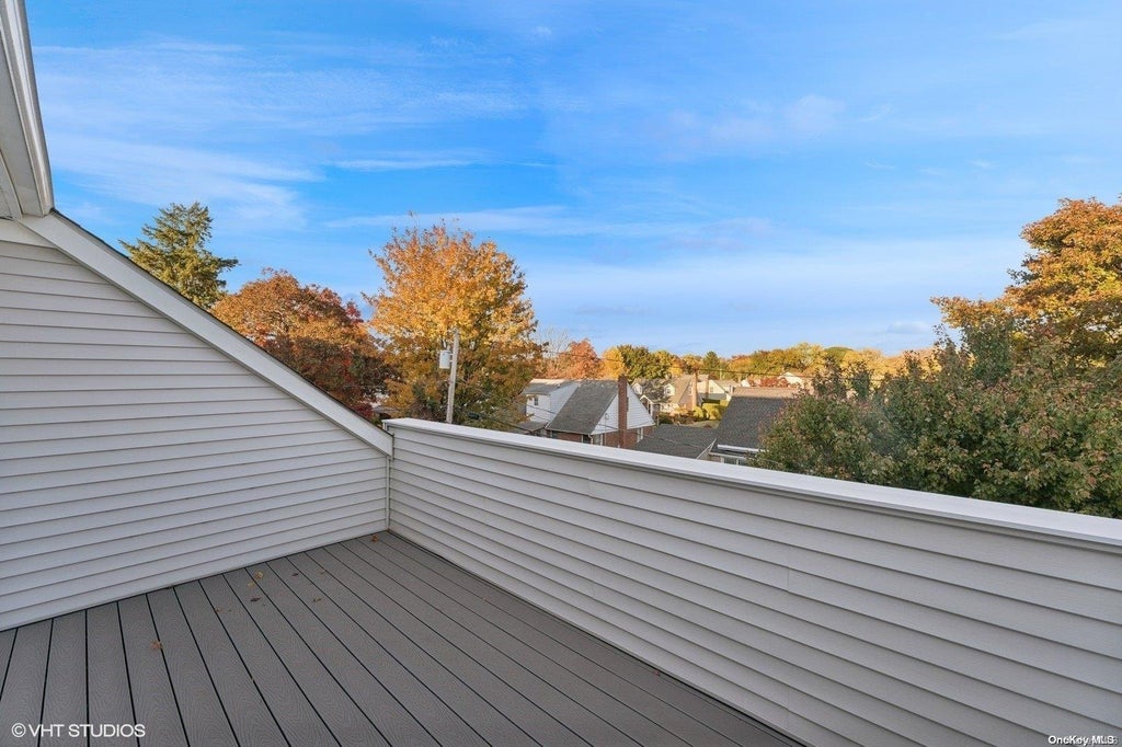 21 of 31 - 331 Emanuel Way # 331, East Meadow, NY