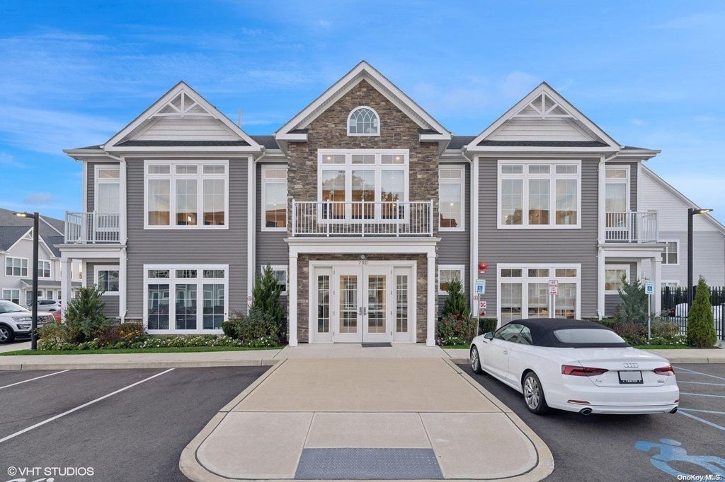 23 of 31 - 331 Emanuel Way # 331, East Meadow, NY