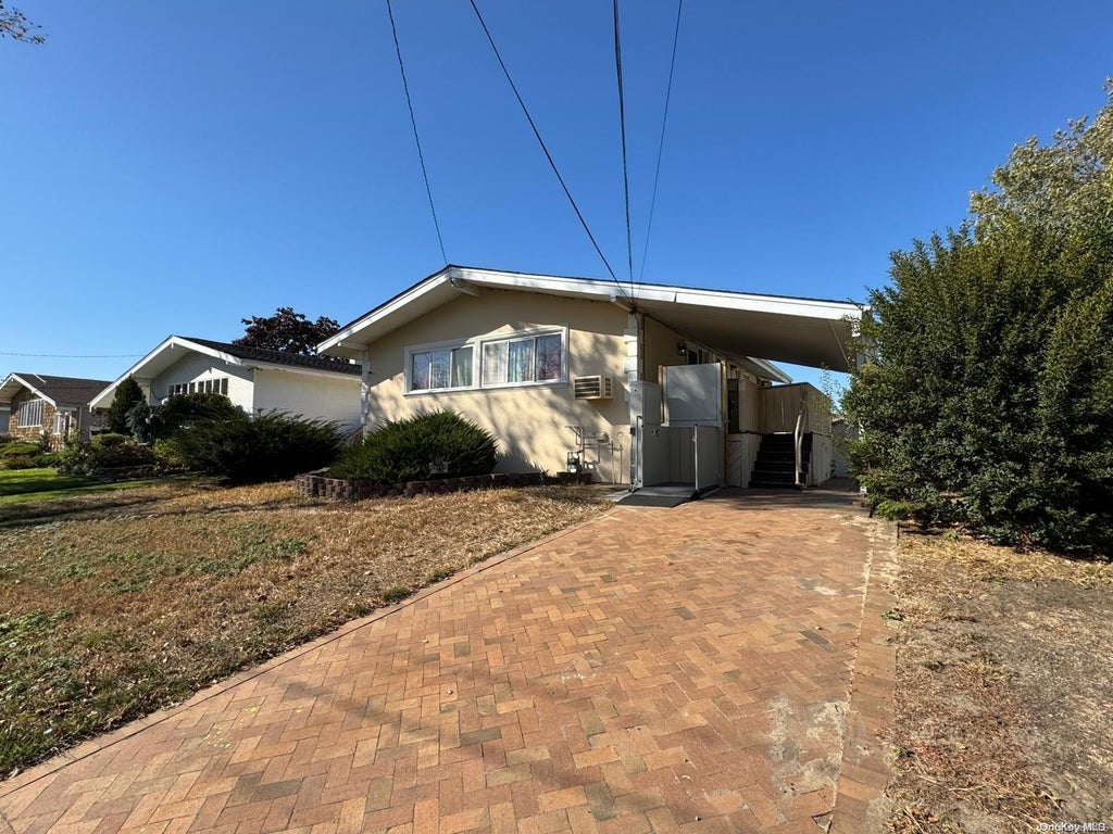 3 of 24 - 1061 Northern Boulevard, Baldwin, NY