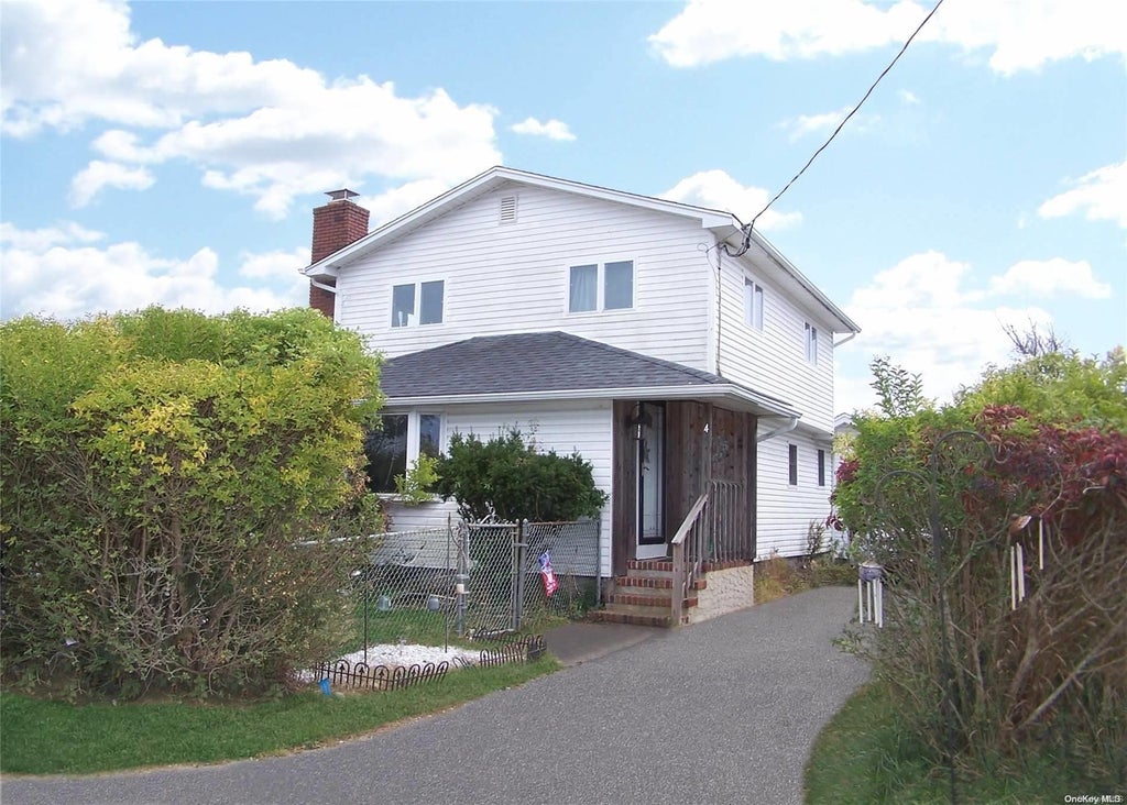 1 of 13 - 4 Quail Road, Mastic Beach, NY