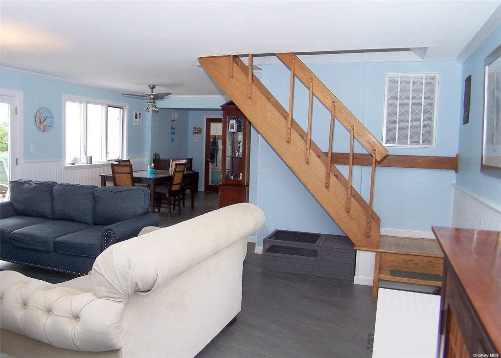 3 of 13 - 4 Quail Road, Mastic Beach, NY