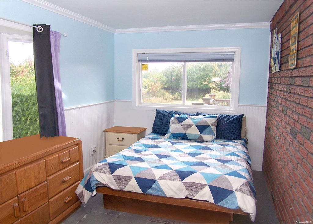 7 of 13 - 4 Quail Road, Mastic Beach, NY