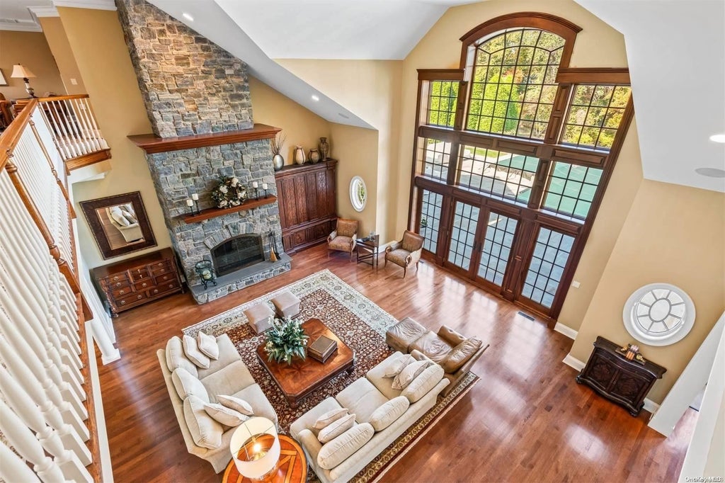 16 of 39 - 697 Short Beach Road, Nissequogue, NY