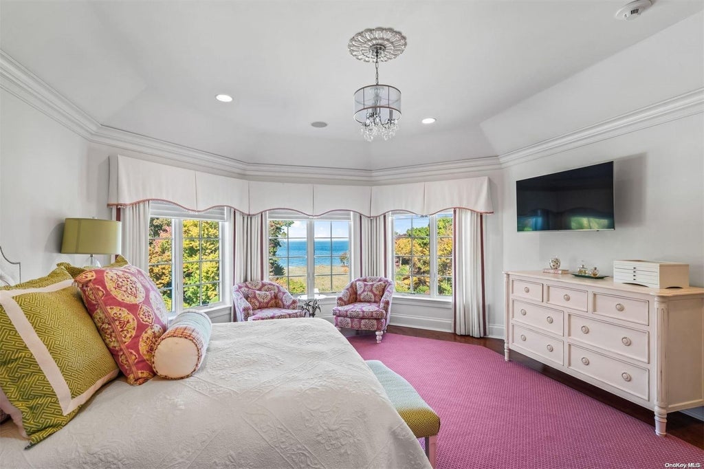 26 of 39 - 697 Short Beach Road, Nissequogue, NY