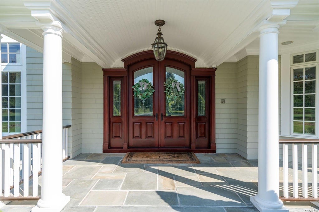 6 of 39 - 697 Short Beach Road, Nissequogue, NY