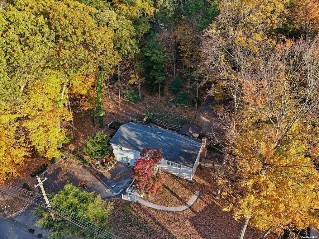 9 of 37 - 126 Country Road, Smithtown, NY