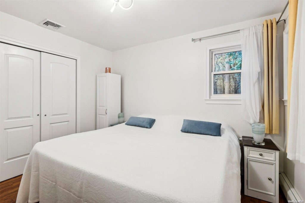 21 of 37 - 126 Country Road, Smithtown, NY