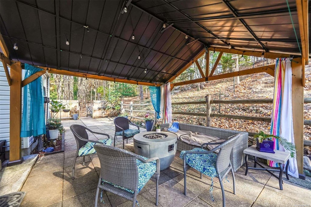 31 of 37 - 126 Country Road, Smithtown, NY