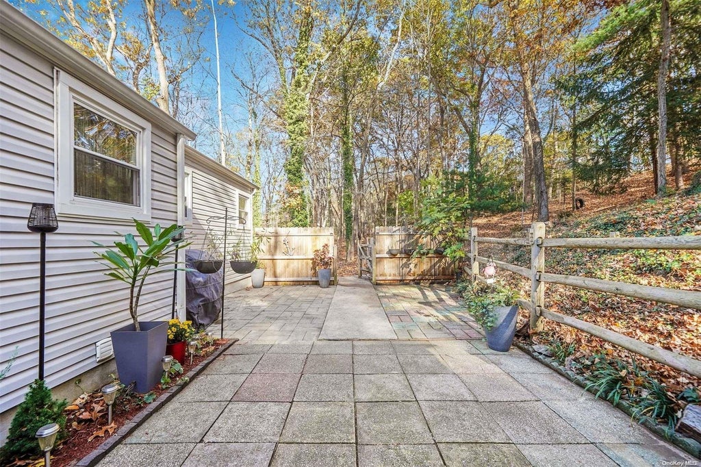 33 of 37 - 126 Country Road, Smithtown, NY