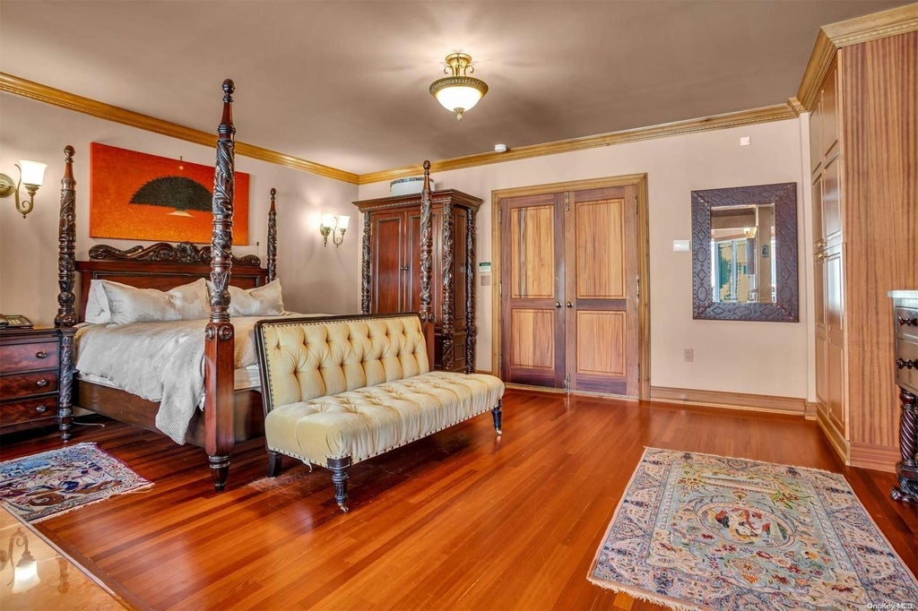 16 of 36 - 19 Center Drive, Malba, NY