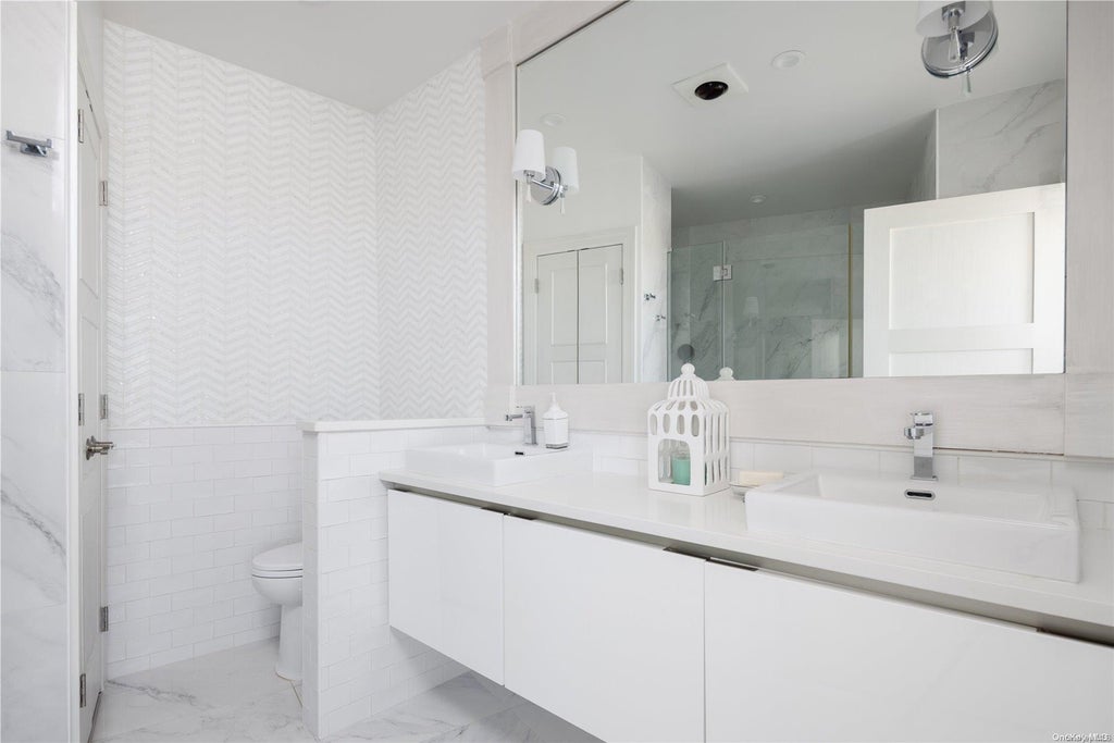 8 of 21 - 101 Dune Road B18/19, East Quogue, NY