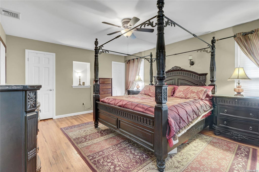 12 of 35 - 61 New Mill Road, Smithtown, NY