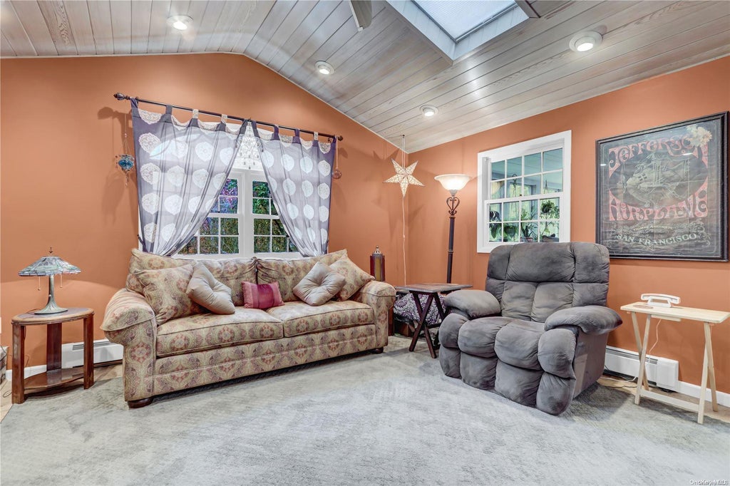 8 of 35 - 61 New Mill Road, Smithtown, NY