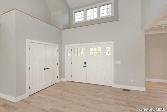 6 of 34 - 20 Waverly Avenue, Smithtown, NY