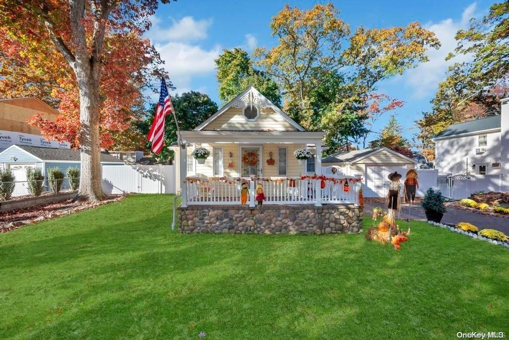1 of 27 - 12 Gardiners Road, Sound Beach, NY