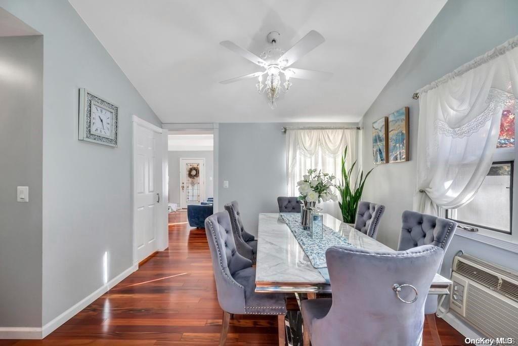 11 of 27 - 12 Gardiners Road, Sound Beach, NY