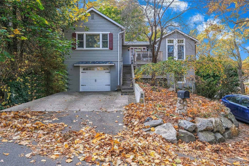 1 of 33 - 4 Bellrose Road, Sound Beach, NY