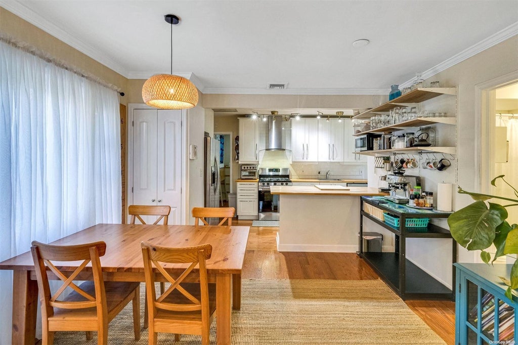 11 of 33 - 4 Bellrose Road, Sound Beach, NY