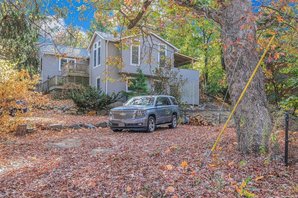 1 of 33 - 4 Bellrose Road, Sound Beach, NY