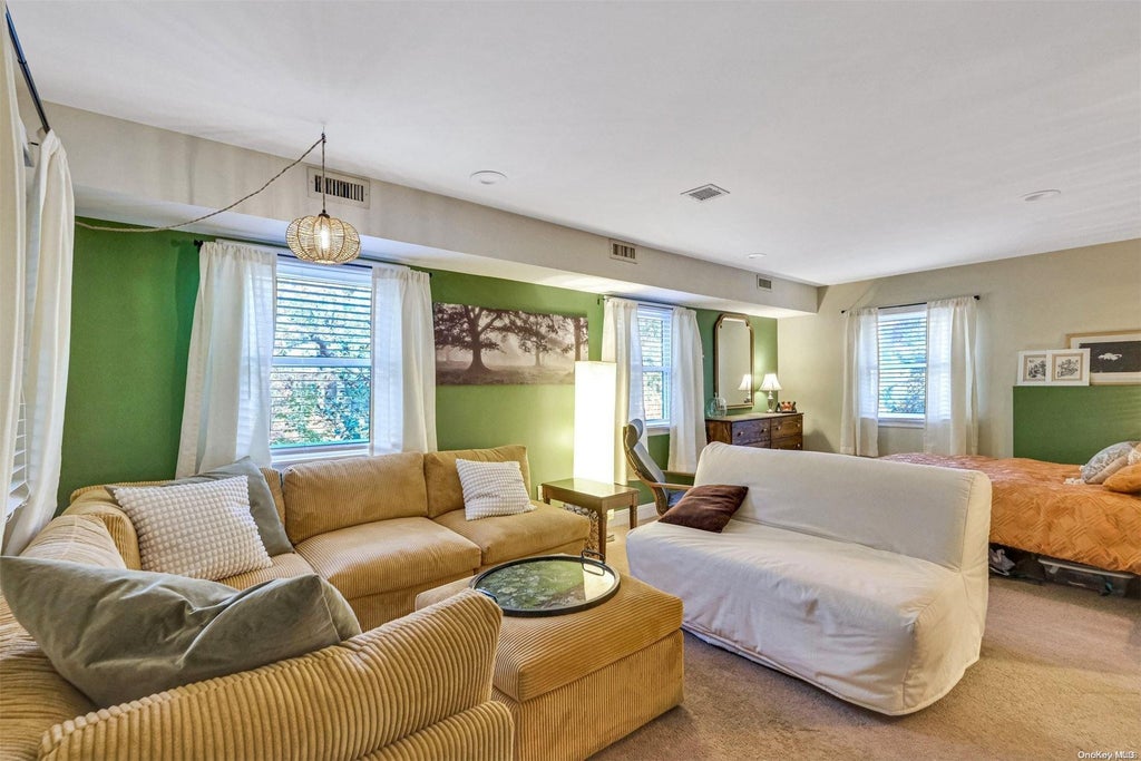 21 of 33 - 4 Bellrose Road, Sound Beach, NY