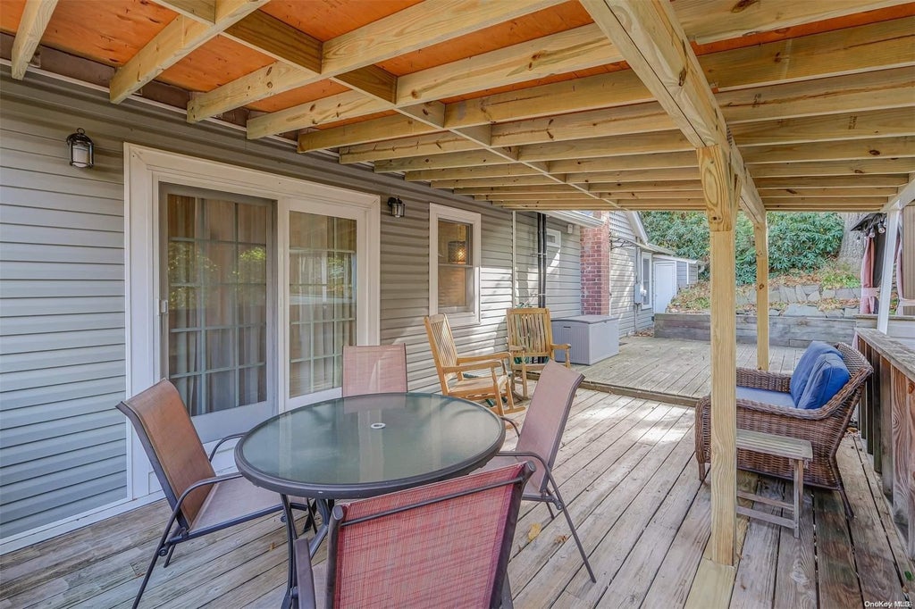 31 of 33 - 4 Bellrose Road, Sound Beach, NY