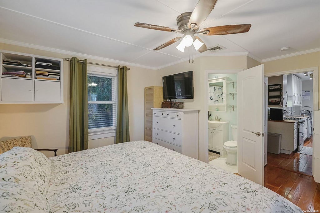 6 of 33 - 4 Bellrose Road, Sound Beach, NY
