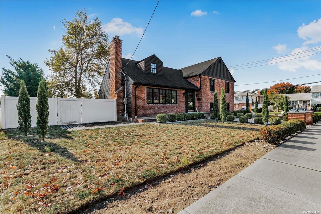 1 of 30 - 580 Edwards St., Baldwin, NY