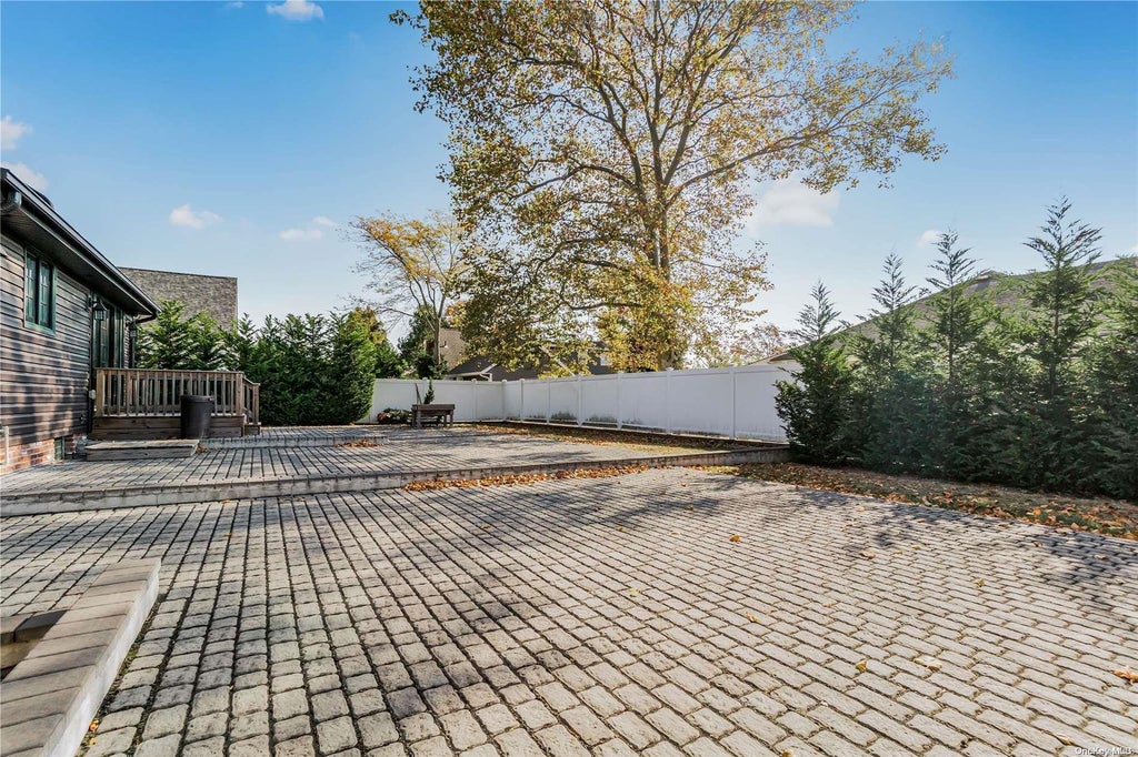 6 of 30 - 580 Edwards St., Baldwin, NY