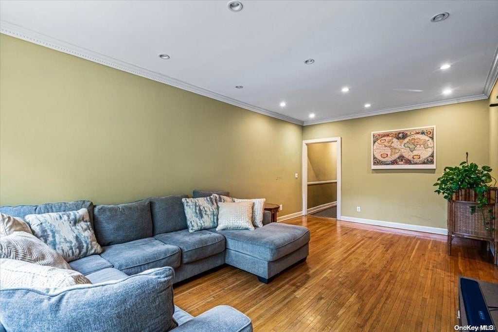 10 of 17 - 4 Dartmouth St. # 6, Forest Hills, NY