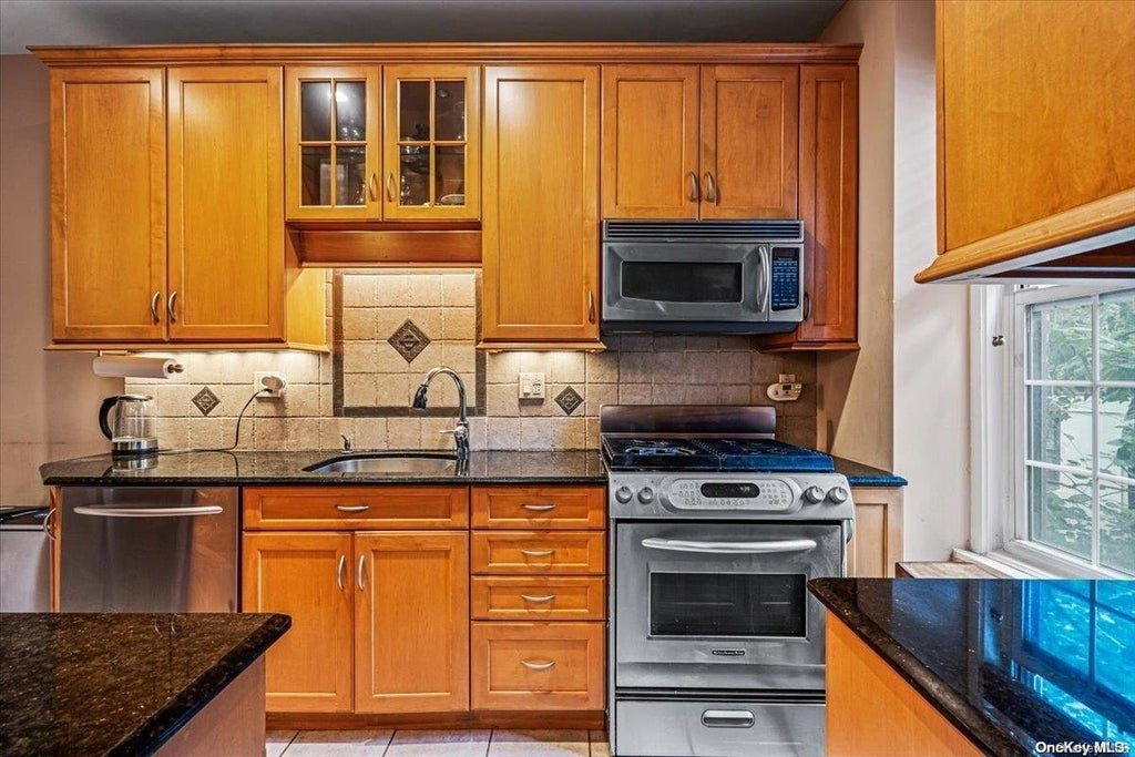 6 of 17 - 4 Dartmouth St. # 6, Forest Hills, NY