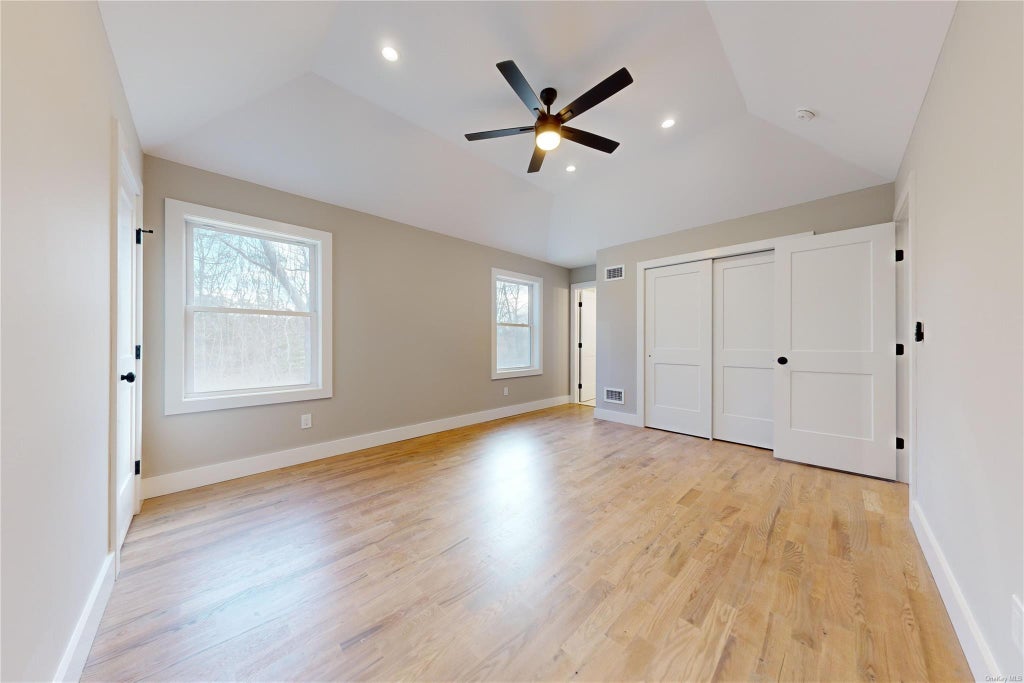 24 of 40 - 115 Brookfield Avenue, Center Moriches, NY