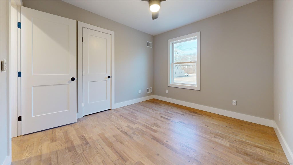 30 of 40 - 115 Brookfield Avenue, Center Moriches, NY