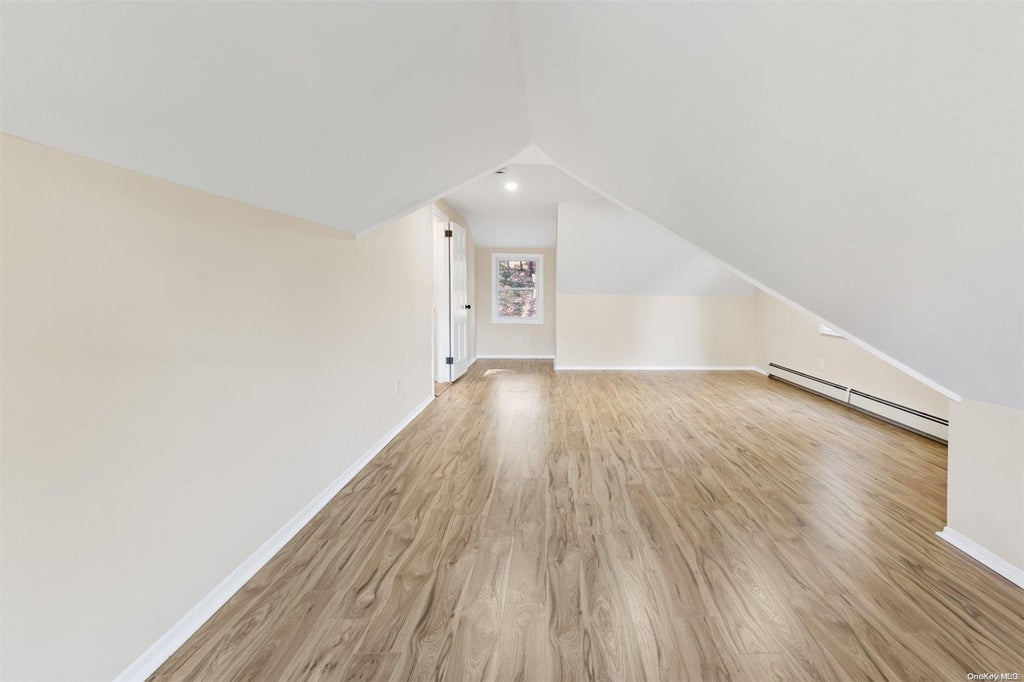20 of 21 - 226 Landing Avenue, Smithtown, NY
