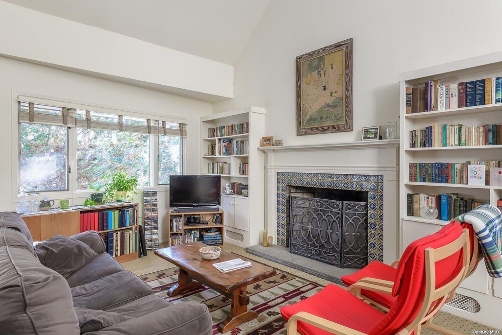 21 of 33 - 88 Jennings Road, Cold Spring Harbor, NY