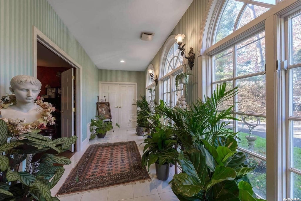 5 of 33 - 88 Jennings Road, Cold Spring Harbor, NY