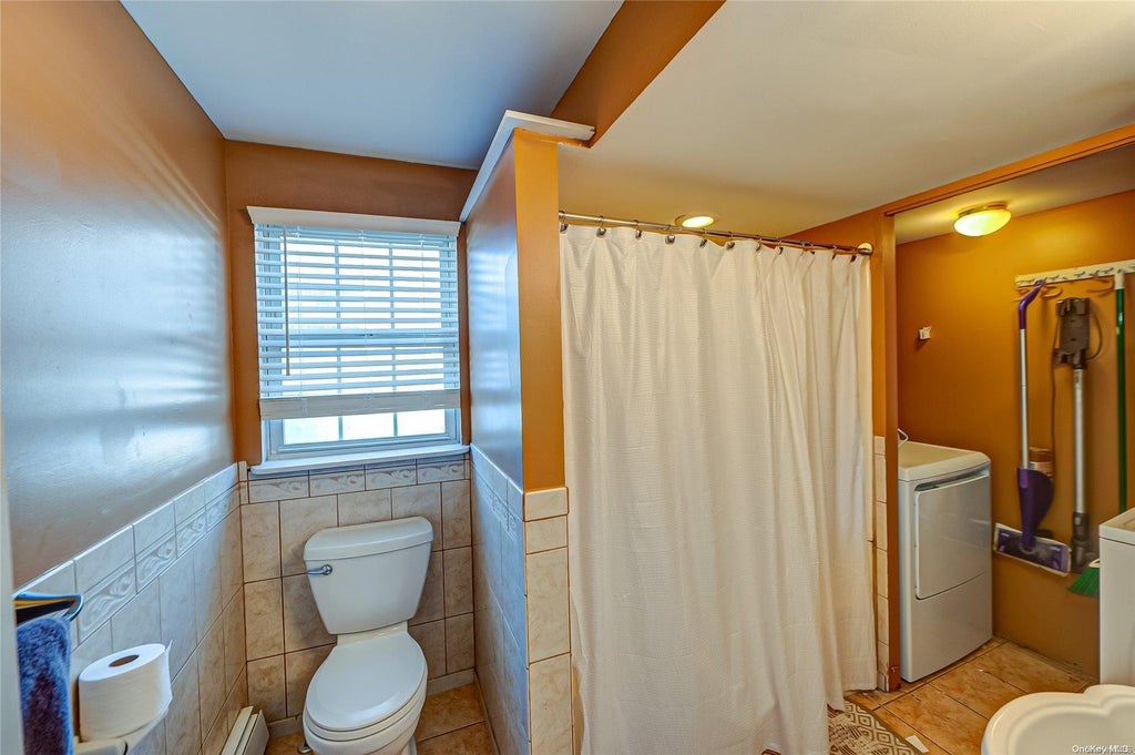 7 of 15 - 79 Hallock Avenue, Smithtown, NY