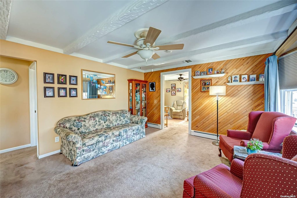 8 of 22 - 155 Patchogue Holbrook Road, Holbrook, NY