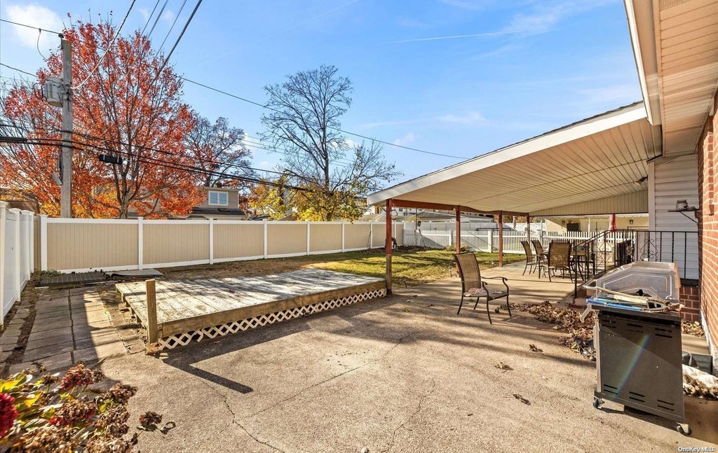 6 of 10 - 1053 Lorraine Drive, Franklin Square, NY